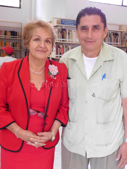 03062017 VELADA LITERARIA.  Irma Leyva Ramos y Francisco Pesqueira Carrasco.