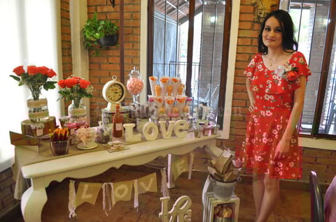 03062017 Anabel Espino contraerá matrimonio con su novio, Edgar Arturo Reyes González.
