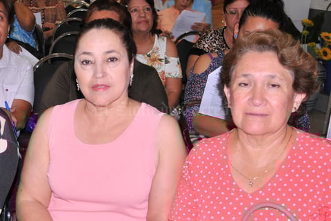 05062017 Gloria y Cony.