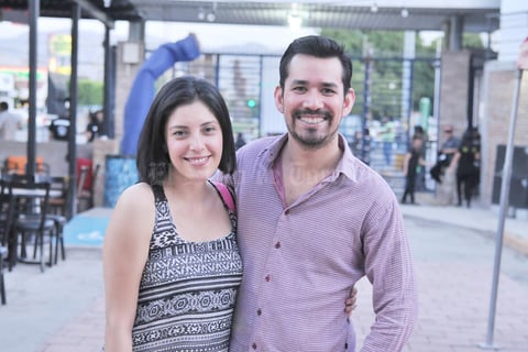 06062017 Erika y Luis desde Tabasco apoyando a los Olmecas de Tabasco.
