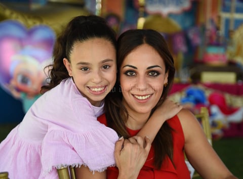 Valeria y Victoria
