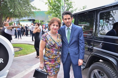 Mary Carmen Barrientos y Alejandro Irarragorri