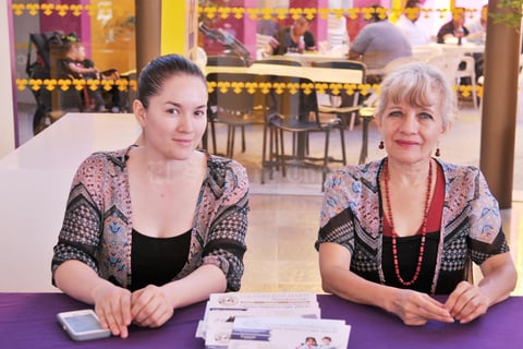 10062017 EN EL CRIT.  Diana y María de la Luz.