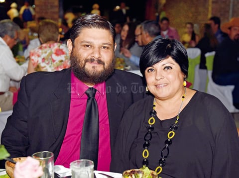 10062017 EN RECIENTE EVENTO.  Pedro y Cecilia.