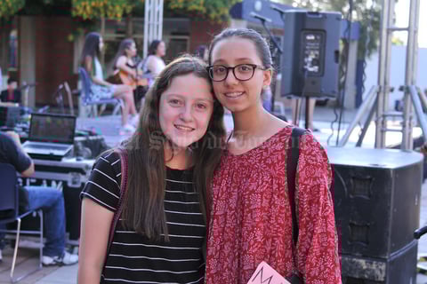 11062017 Carolina y Amanda.