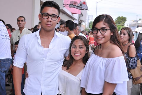 11062017 Alejandro, Viridiana y Karla.