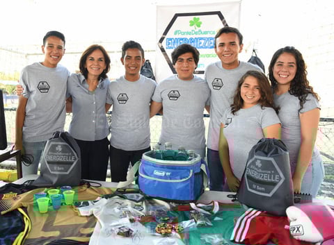 11062017 Lorena, Melissa, Franco, Víctor, Ashley y Sabrina.