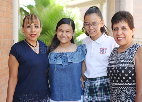 11062017 Carolina, Evelyn, Lizbeth y Paty.