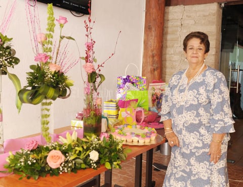 12062017 CELEBRA UN AñO MáS DE VIDA.  Rosita de Lara de González.