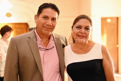 16062017 Pablo Saucedo y Helen de Martínez.