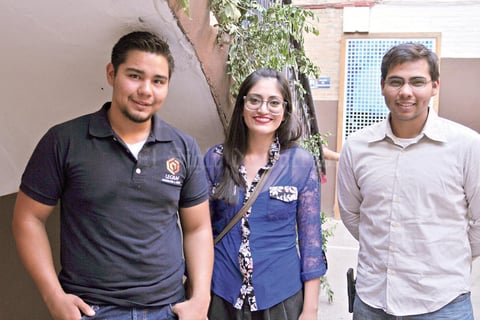 20062017 Gustavo, Priscilla y Jesús.