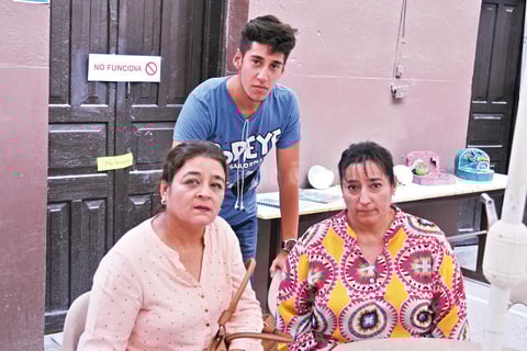 20062017 Carlos Gerardo, Guadalupe y Margarita.
