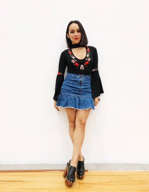Cantante del grupo Matisse, Melissa toca ukulele y guitarra, por lo que sube covers regularmente en su canal de YouTube.