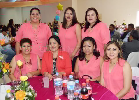 20062017 CONVIVIO FAMILIAR.  Saida Magdalena Báez, Lluvia Marilú Viesca, Rosa Isela Alonso, Alma A. Maldonado, María Teresa Martínez, Alma Lizeth Camacho y Tania Aglea Vázquez.