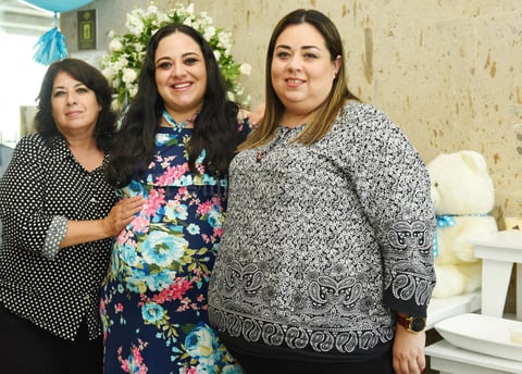 20062017 BABY SHOWER.  Diana Reyes con Alejandra e Irma.