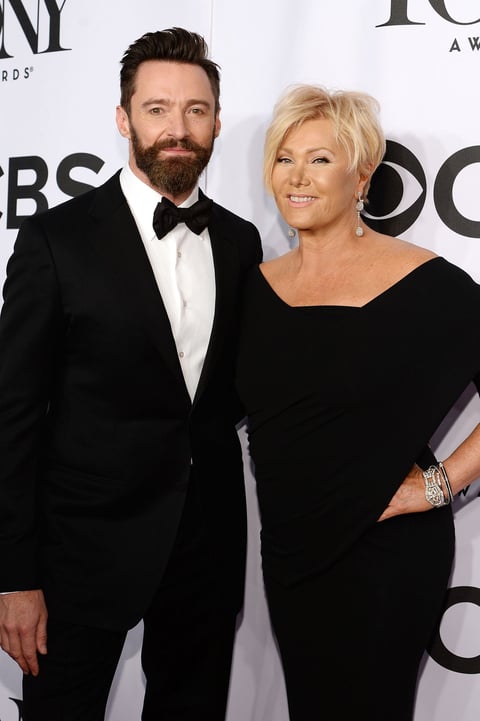 La actriz Deborra-Lee Furness es la esposa de Hugh Jackman, quien es 13 años menor que ella.