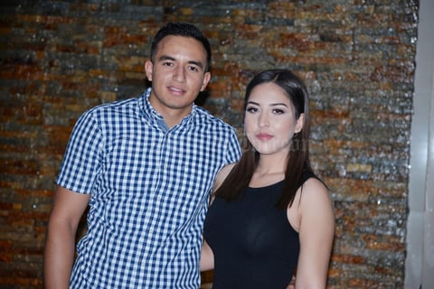 24062017 Arnulfo, Karla, Kalel, Adela, Carlo y César acompañando al festejado.