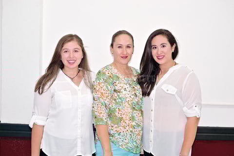 25062017 Vanessa, Marily y Marily.