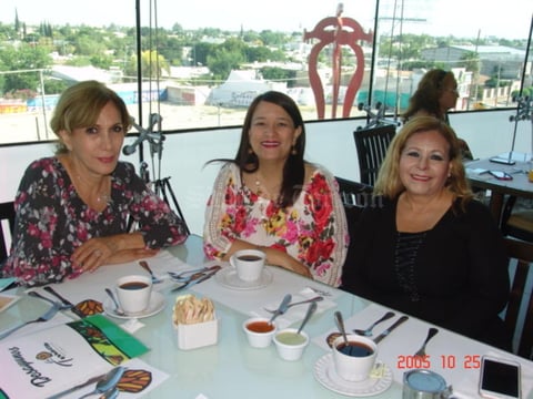 27062017 Irene, Silvia y Oralia.