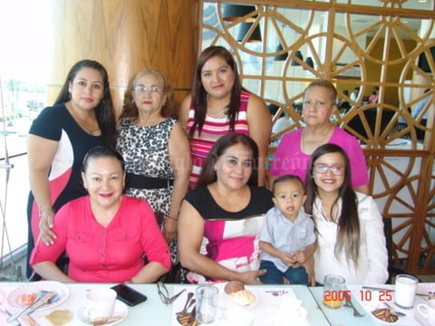27062017 Paty, Conny, Amparo, Yola, Olimpia, Chelys y María Esther.