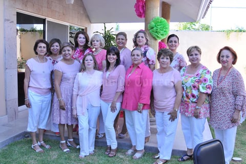 28062017 SE GRADúAN.  Integrantes del Club de Jardinería Lirios.