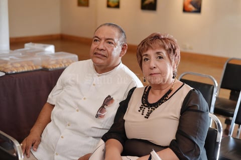 28062017 Jair y Aide.