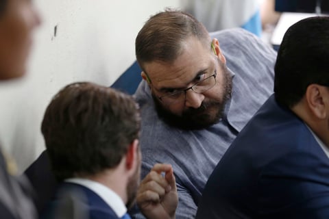 "En ninguna de las pruebas que acaba de mencionar aparece mi nombre ni de ninguno de mis familiares directos", enfatizó el exmiembro del Partido Revolucionario Institucional (PRI).