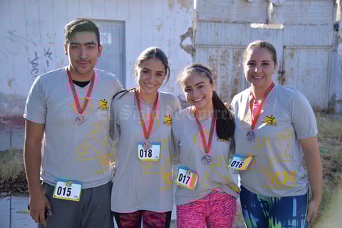 06072017 Luis, Claudia, Valeria y Claudia.