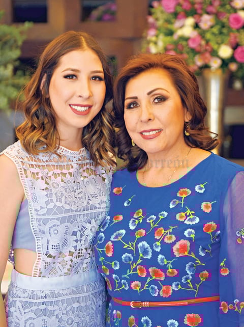 06072017 EN FESTEJO.  Mariana y Camis.