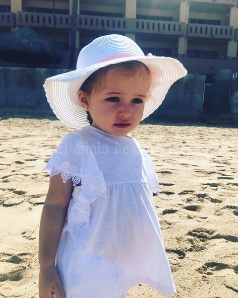 07072017 DISFRUTANDO LA PLAYA.  Eloísa García Berlanga.