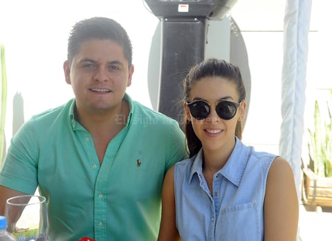 Héctor Salas y Brenda Casale