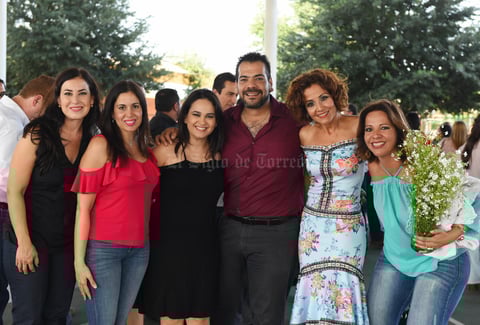 Maru, Nayeli, Marcela, Sergio, Elena y Mónica