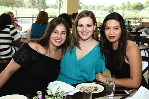 Ana, Mayra y Ana