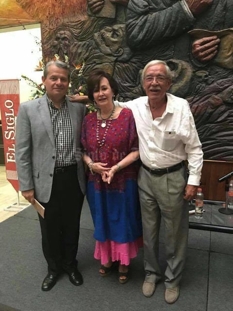 07072017 Presentación de libro