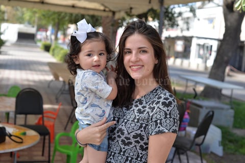 10072017 Luciana y Laura.