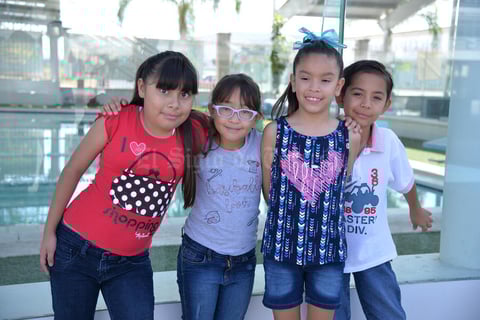 15072017 Samantha, Masami, Anaisabel y José Alejandro.