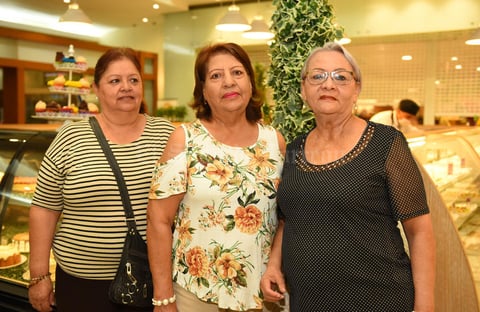 19072017 Tere Molina, Tere Zubiría y Julieta Durán.
