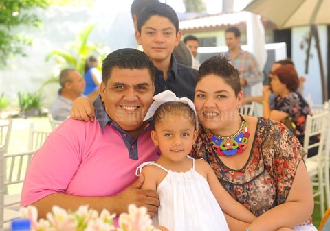 20072017 Carlos García, Gaby de García, Regina y Leonardo García Romero.