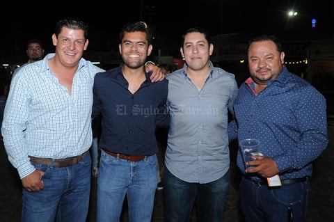 Santiago, Eliseo, Juan Pablo y Víctor