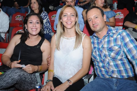 Silvia, Alexandra y Fernando