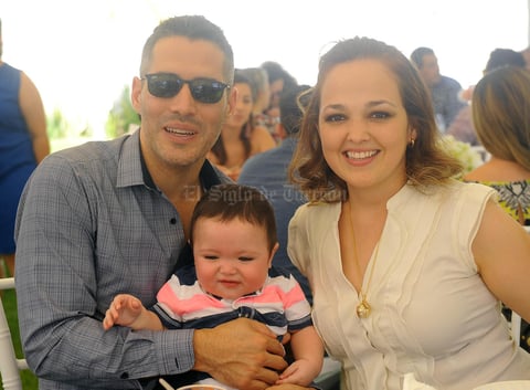 Christian Borjón, Ana Isabel Garza y Emilio Borjón