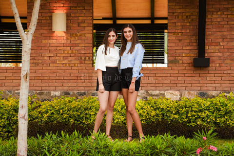 Sofía y Regina 2