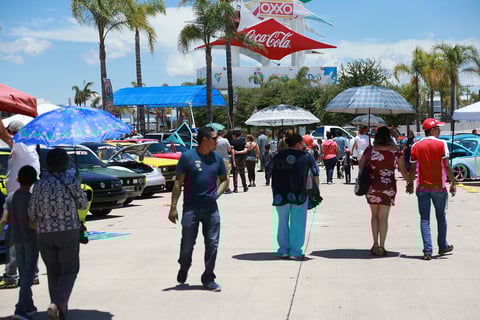 Miles de familias pudieron disfrutar la pasión y dedicación de los pilotos participantes en el Car Show Fenadu 2017.