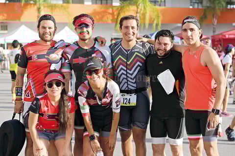 23072017 TRIATLETAS.  Paulina, Bere, Salomón, Jorge, Galileo y 'Chiva'.