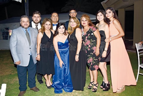 27072017 EN RECIENTE FESTJEO.  Sifo, Conny, Lissy, Fabián, Camy, Gaby, Luisfer, Frank, Anacris y Cecy.