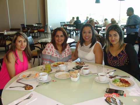 27072017 Karina, Gaby, Erika y Martha.