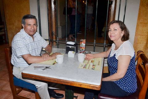 Francisco Ciceñas y Rosalba Zamora.