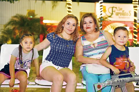 31072017 Dyatziri Michelle Velázquez, Fátima Nallely Segovia, Fátima Sandoval y Joshia Velázquez.