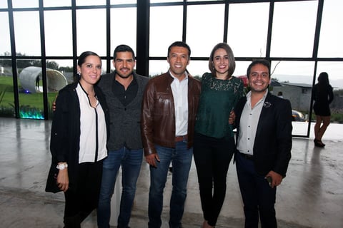 Esther Falomir, Aldo Martinez, Héctor Resendiz, Patricia Linden y 
Tito.