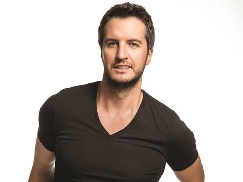 20. Luke Bryan: 1.060.736 dólares; 52,83 dólares.